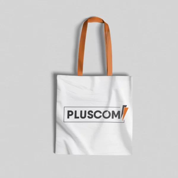 Sac totebag blanc imprimé PLUSCOM – Branding agence de communication Aytré
